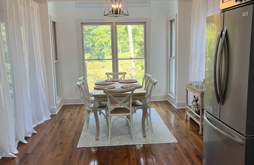 Six Mile Casa | Beautiful lake front house on Lake Keowee 12 miles from Clemson.