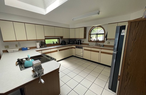 Bayview Casa | Beautiful Lake Front Property