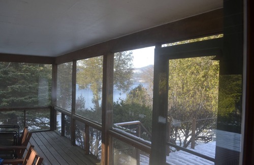 Willsboro Casa | Hermosa casa frente al lago con 200 pies de frente al mar