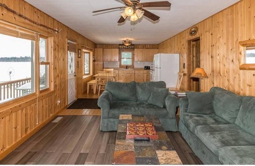 Nisswa Cabina | Beautiful lake getaway just steps from the water