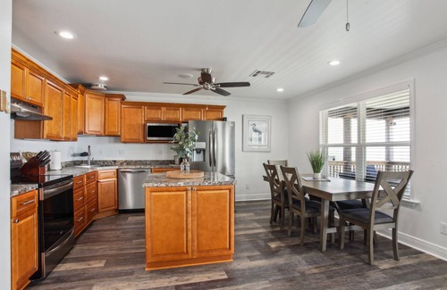 Lake Catherine Casa | Beautiful Lake House w/ Private Pier & Dock, Kayaks, Fishing + Crabbing Gear