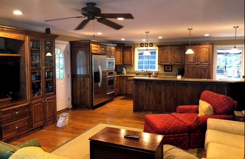 Clemson Casa | Beautiful Lake House Walking Distance to the Stadium.