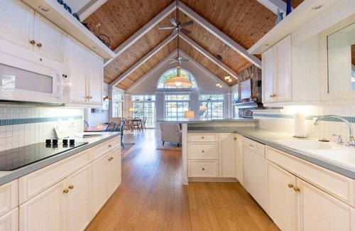 West Olive Casa | Beautiful Lake Michigan Home Great for Large