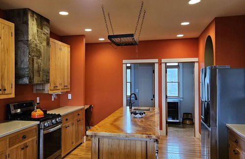 Northport Casa | Beautiful Lake Michigan sunset view home between Leland & Northport, dogs ok!