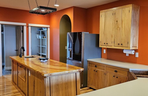 Northport Casa | Beautiful Lake Michigan sunset view home between Leland & Northport, dogs ok!