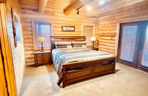 Duchesne County Cabina | Hermosa al lado del lago 5 Dormitorio Lodge