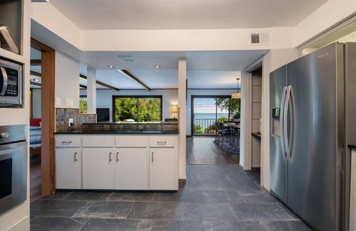 Belton Casa | Beautiful lake views from every room