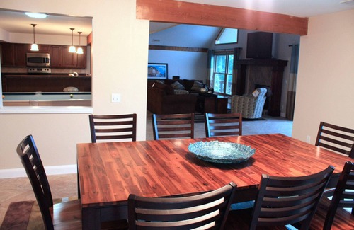 Camdenton Casa | Lake Front Home con 3 Master Suites