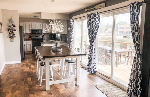 Sun Valley Lake Casa | Hermosa casa frente al lago en Sun Valley Lake