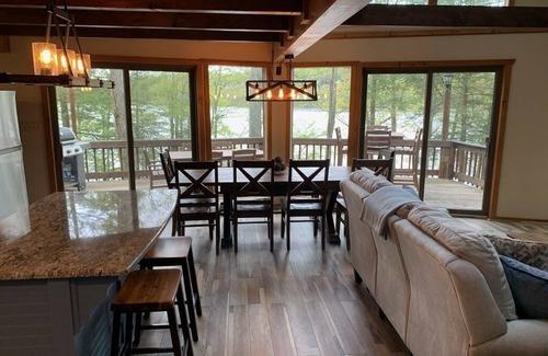 Lakeville Casa | Beautiful Lakefront Chalet on Lake Wallenpaupack