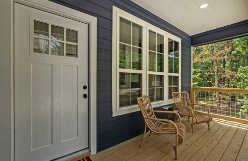 Pointblank Casa | Beautiful Lakefront Retreat on 1 Acre/Monthly Discount!