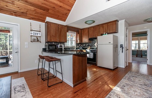 Lincolnton Cabina | Beautiful Lakehouse on Clarks Hill Lake