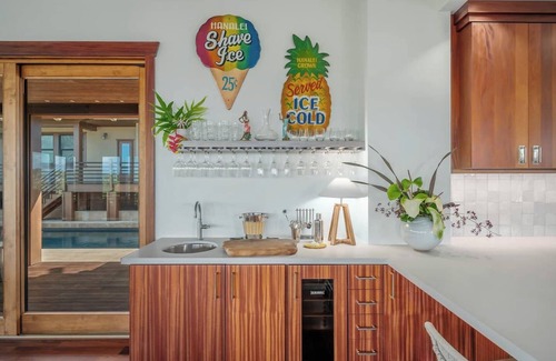 Kalihiwai Casa | Beautiful, large 5 bedroom house with pool and jacuzzi overlooking Kalihiwai Bay