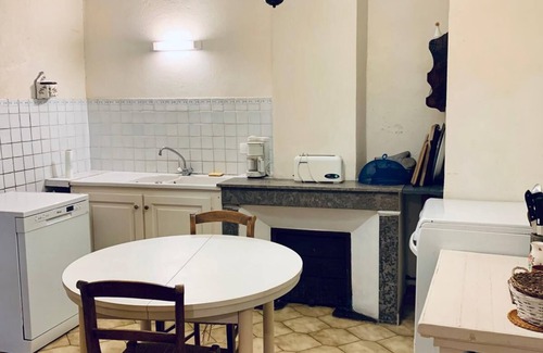 Manas Casa | BEAUTIFUL, LARGE HOUSE FOR A WONDERFUL VACATION