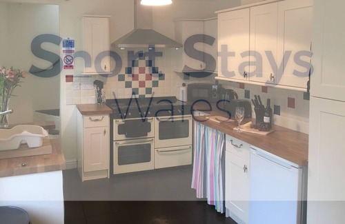 Abercarn Casa | Beautiful Large House Close To The City