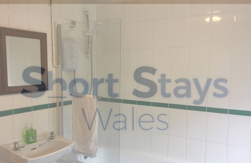 Abercarn Casa | Beautiful Large House Close To The City