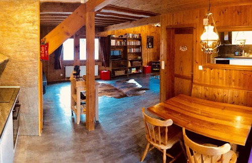 Flums Chalet De Esquí | Beautiful large ski chalet in the mountains