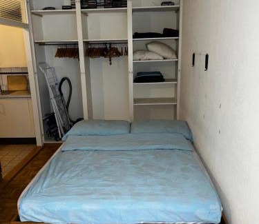 Malombre Apartamento | Beautiful Large Studio in center of Geneva Free Wifi