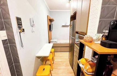 Ponta da Praia Apartamento | Beautiful Living Room with Garage and 400 Megas Internet