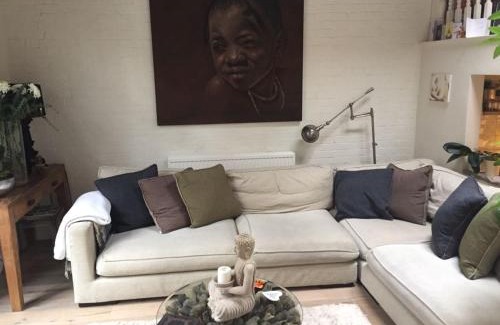 Stepney Green Casa | Beautiful Loft Home in Whitechapel Pass The Keys