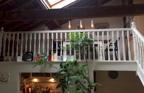 Stepney Green Casa | Beautiful Loft Home in Whitechapel Pass The Keys