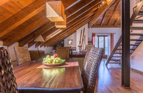 Roni Apartamento | Beautiful Loft in Roní - Near Port Ainé ski slopes