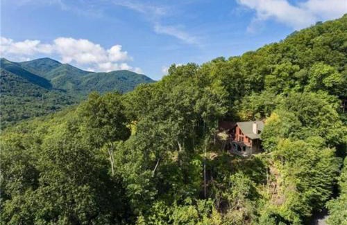 Maggie Valley Chalet De Esquí | Beautiful Log Cabin with Panoramic Views
