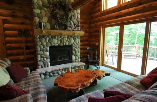 Hayward Cabina | *Beautiful Log Cabin with Sauna*