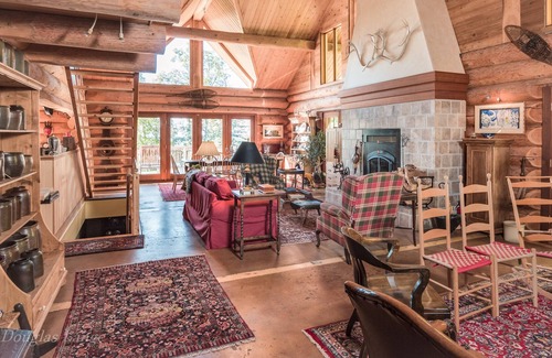 Fairbanks Casa | Hermosa Log Lodge con vistas espectaculares