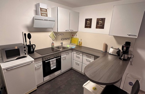 Winnenden Apartamento | Hermoso y encantador apartamento con terraza para hasta 4 personas cerca de Stuttgart