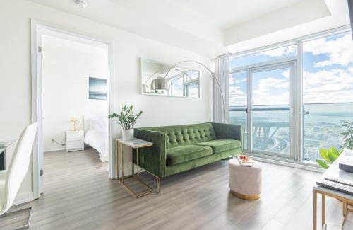 Toronto Entertainment District Apartamento | Beautiful Luxurious Modern Condo With Breathtaking Views