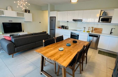 Pereybere Apartamento | Beautiful Luxury 2-bed Apartment in Pereybere