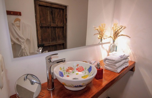 Valledupar Casa | Hermosa Habitación de Lujo Cama King en Hotel Boutique Valledupar