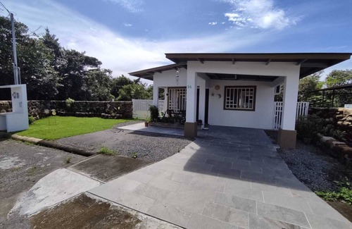 Alto Boquete Casa | Hermosa residencia de lujo en Altos de Boquete.....solo acepto PAYPAL