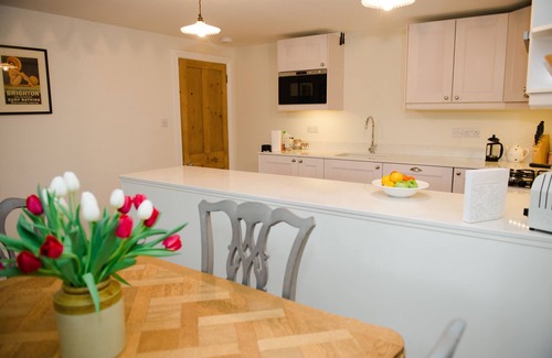 Brighton Apartamento | Hermoso y lujoso apartamento de dos habitaciones, con fácil acceso al centro de la ciudad,