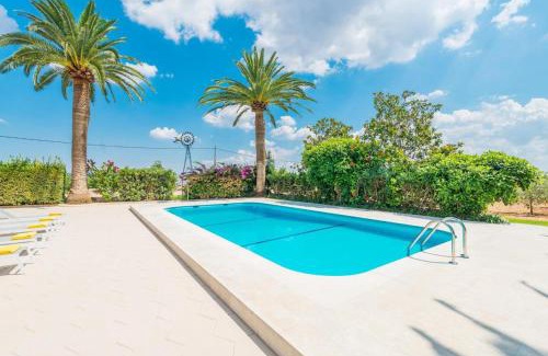 Marratxí Villa | Beautiful Mallorca Villa Can Raime 4 Bedrooms Gorgeous Garden & Private Pool Palma