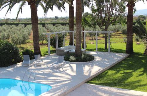 Marratxí Villa | Beautiful Mallorca Villa Can Raime 4 Bedrooms Gorgeous Garden & Private Pool Palma
