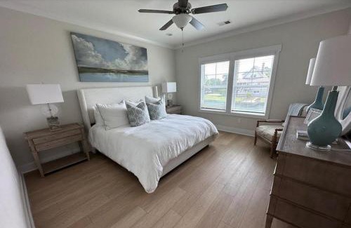 Litchfield by the Sea Casa | Beautiful Marshview home with 7 Bedrooms