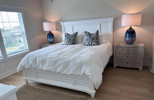 Litchfield by the Sea Casa | Beautiful Marshview home with 7 Bedrooms