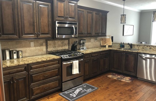 Riverwood Plantation Casa | Alquiler de la hermosa Semana Nacional de Maestros de Augusta en Evans, GA con piscina y jacuzzi
