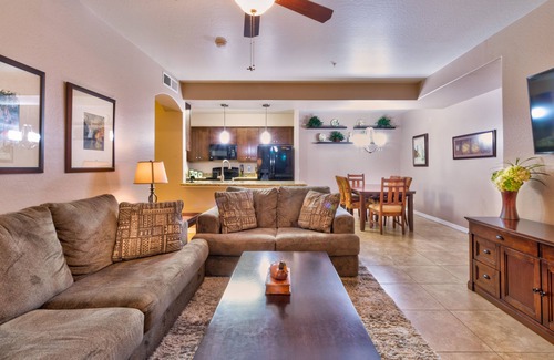Parkwood Ranch Condominio | Hermosa Mesa Condo !!