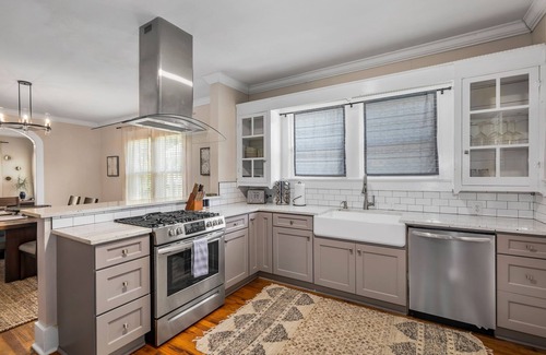 Mid City South Casa | Beautiful Midcity Marvel 2BR 1BA Near LSU Downtown