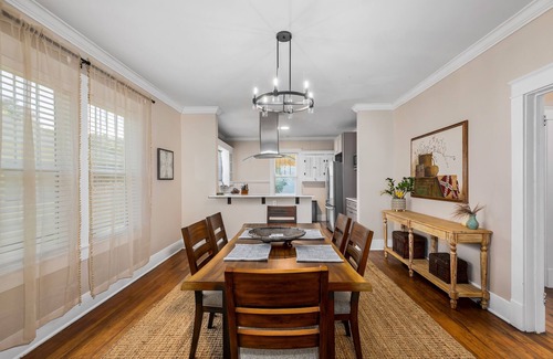 Mid City South Casa | Beautiful Midcity Marvel 2BR 1BA Near LSU Downtown