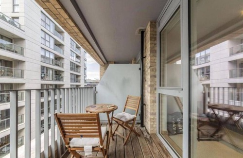 Hoxton Apartamento | Beautiful Modern 2 Bedroom Apartment with Balcony