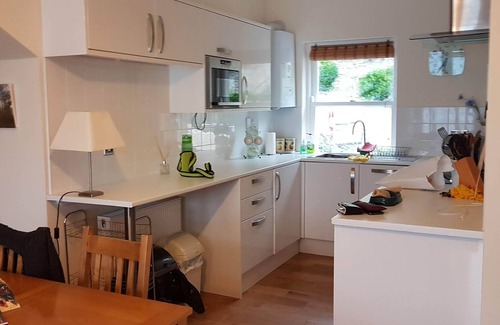 Ventnor Apartamento | Precioso ático moderno de 3 dormitorios, a tiro de piedra de la playa.