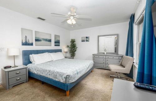 Regal Palms Casa | Beautiful Modern 4 Bed 3 Bath Townhome