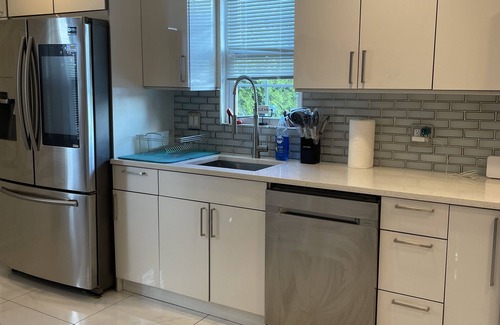 Hicksville Apartamento | beautiful Modern apartment, close to everything !