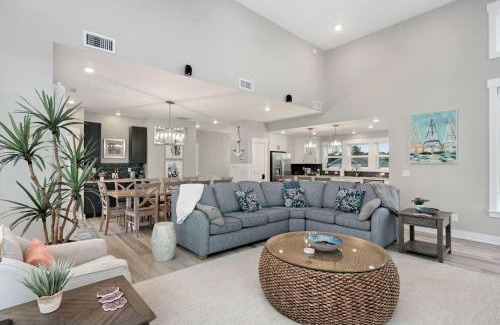 Corolla Casa | Beautiful Modern Beach House for Large Family Vacations with Incredible Views for an Unforgettable Coastal Getaway in Corolla, North Carolina