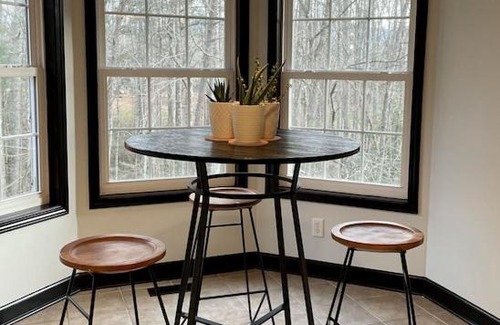 Fairview Casa | Beautiful Modern Mountain Home! Great location! Sleeps 10