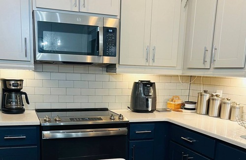 Auburn Casa | Beautiful Modern Townhouse in Auburn GA